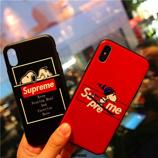 supreme＆snoopyコラボiphone xsケース