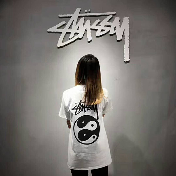 ステューシー Tシャツ クルーネック 半袖 ファッション 夏物 男 女兼用 カップル向け ペアルック Stussy 服 ゆったり スウェット