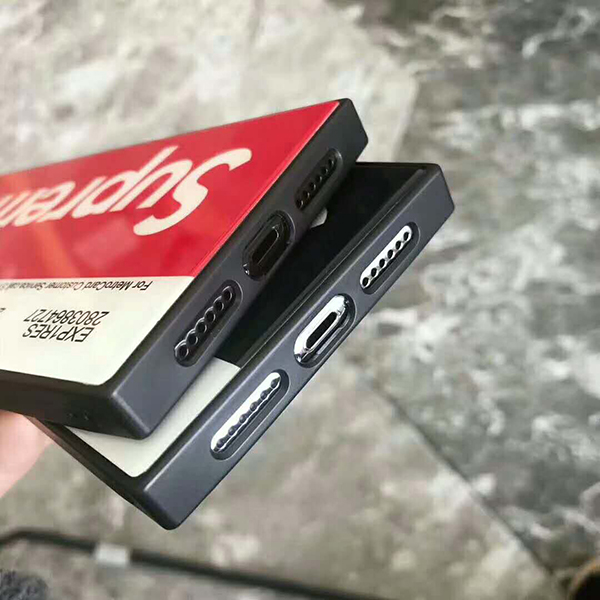 supreme シュプリーム iphoneX/8/7 plusケース シュプリーム