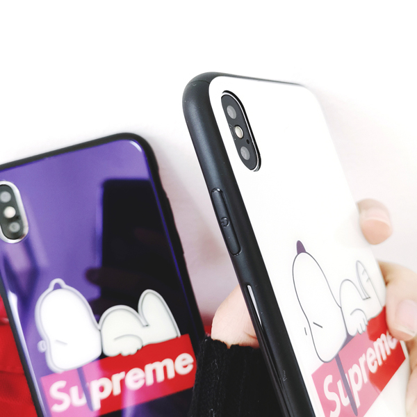 supreme＆snoopyコラボiphonexs maxケース シュプリーム スヌーピーiphonexs/xrカバー 人気  SUPREMEアイフォンX/8PLUS携帯ケース ガラス背面 SNOOPYiphone7/6sプラスケース 可愛い