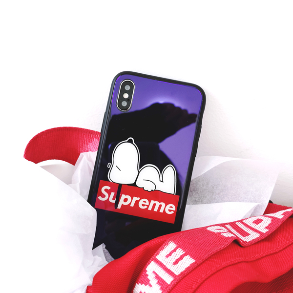 supreme＆snoopyコラボiphonexs maxケース シュプリーム スヌーピーiphonexs/xrカバー 人気  SUPREMEアイフォンX/8PLUS携帯ケース ガラス背面 SNOOPYiphone7/6sプラスケース 可愛い