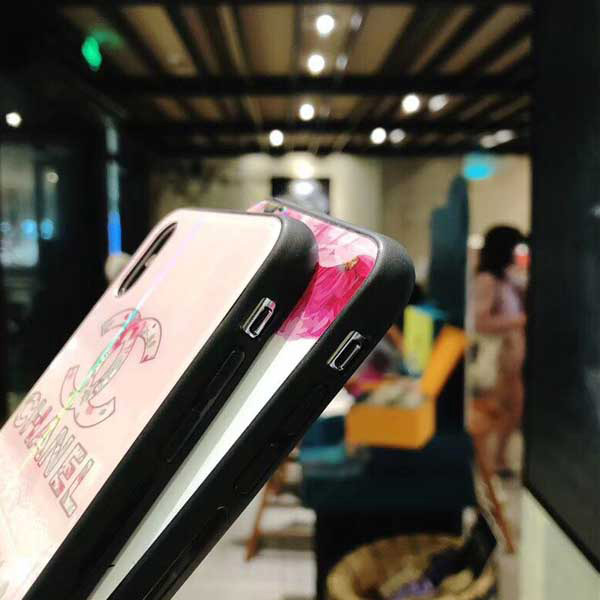 CHANEL - CHANEL  iPhoneX・XS用 シャネル iphone xs/x/8p ケース ミラー付き 芸能人 Chanel