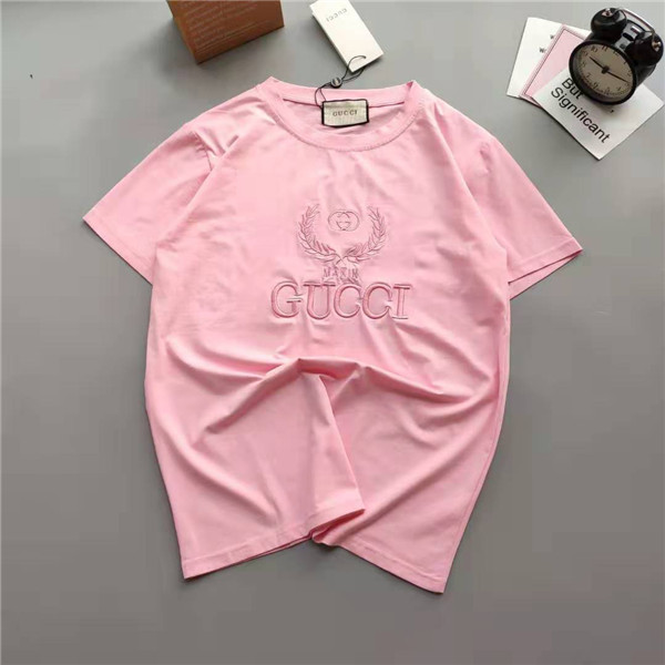 グッチ サマーtシャツ 女性向け 可愛い 夏 半袖Tシャツ GUCCI ピンク色 刺繍 ブランド tシャツ gucci 丸首 着痩せ 普段着 快適  トップス