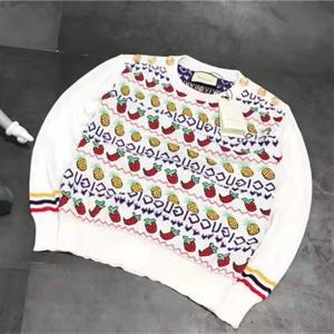グッチ セーター 丸い首 イチゴ柄 gucci 長袖セーター いちご柄