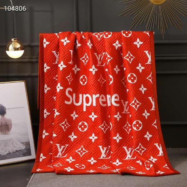 supreme lvコラボブランケット毛布 ヴィトン敷パット おしゃれ あったか シュプリームひざ掛け 大判 着る毛布 肩掛け ふわふわ 車用 昼寝  冷房対策 四季に適用