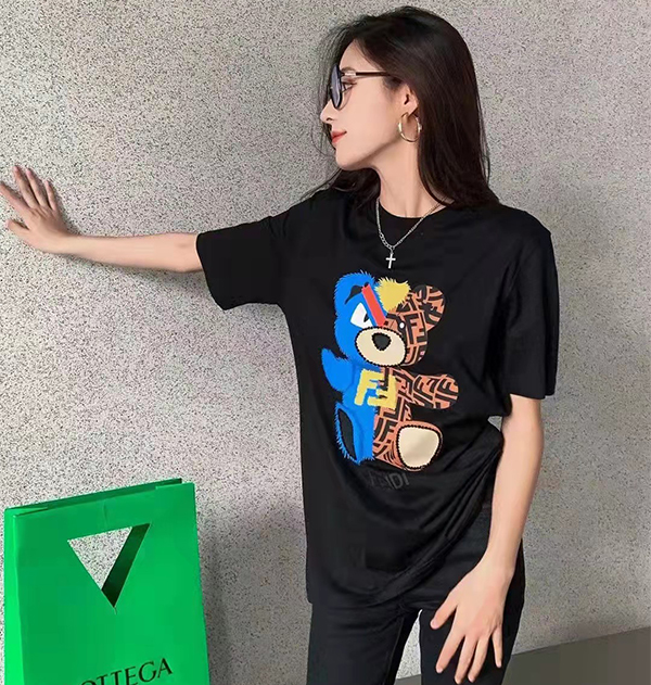 Fendi ｔシャツ フェンディ 半袖 丸首 ペアお揃い レディース 半袖 薄手 Tシャツ 肌着 通気性 ストレッチ 夏場 カットソー