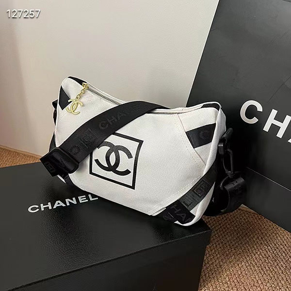シャネル コンパクト ショッピングバッグ chanel トートバッグ