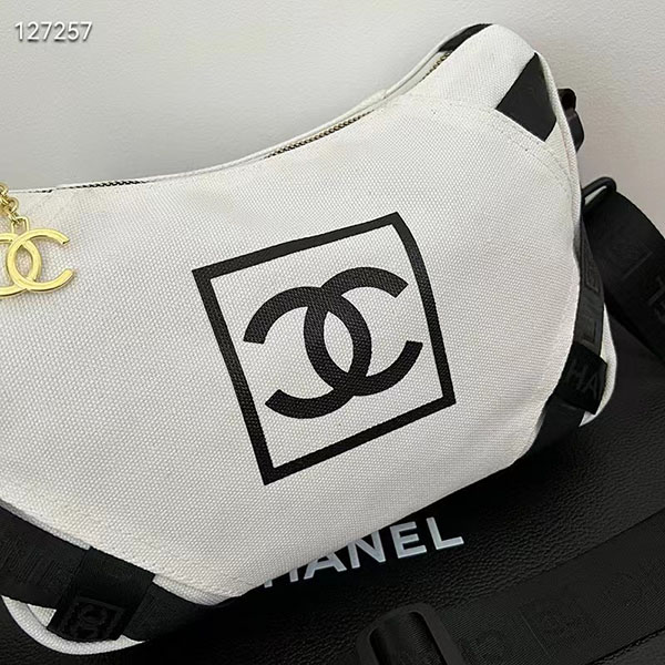 シャネル コンパクト ショッピングバッグ chanel トートバッグ